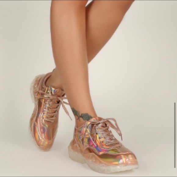 NIB! Rose gold holographic sneakers size 6 - Picture 2 of 7
